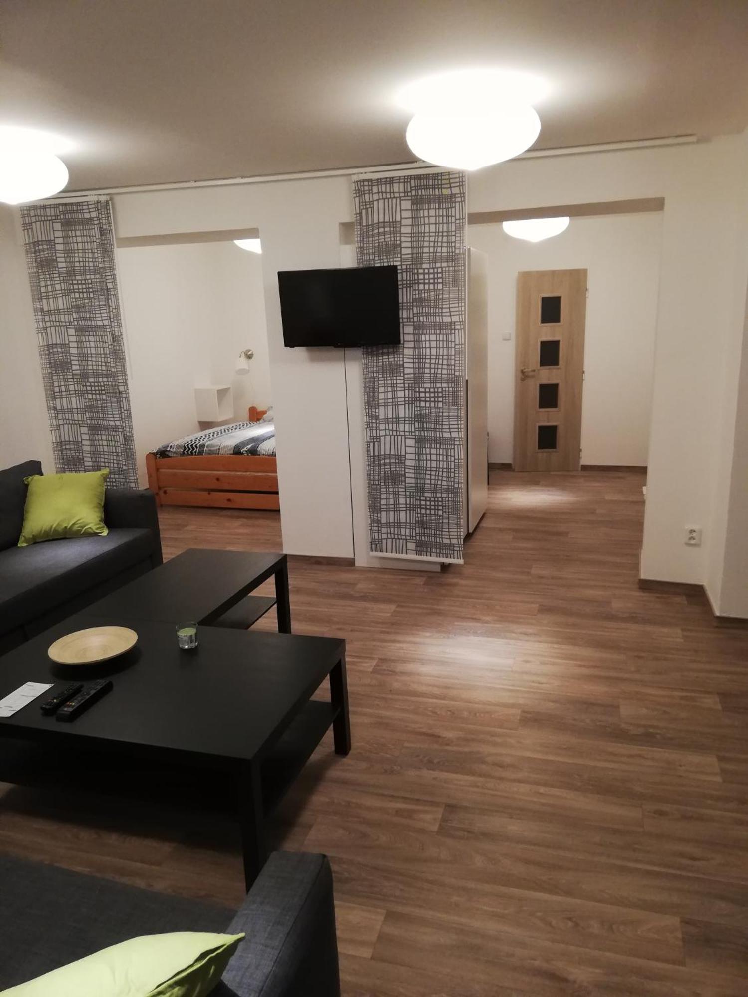 Apartmany Pod Divadlem Znojmo Bagian luar foto